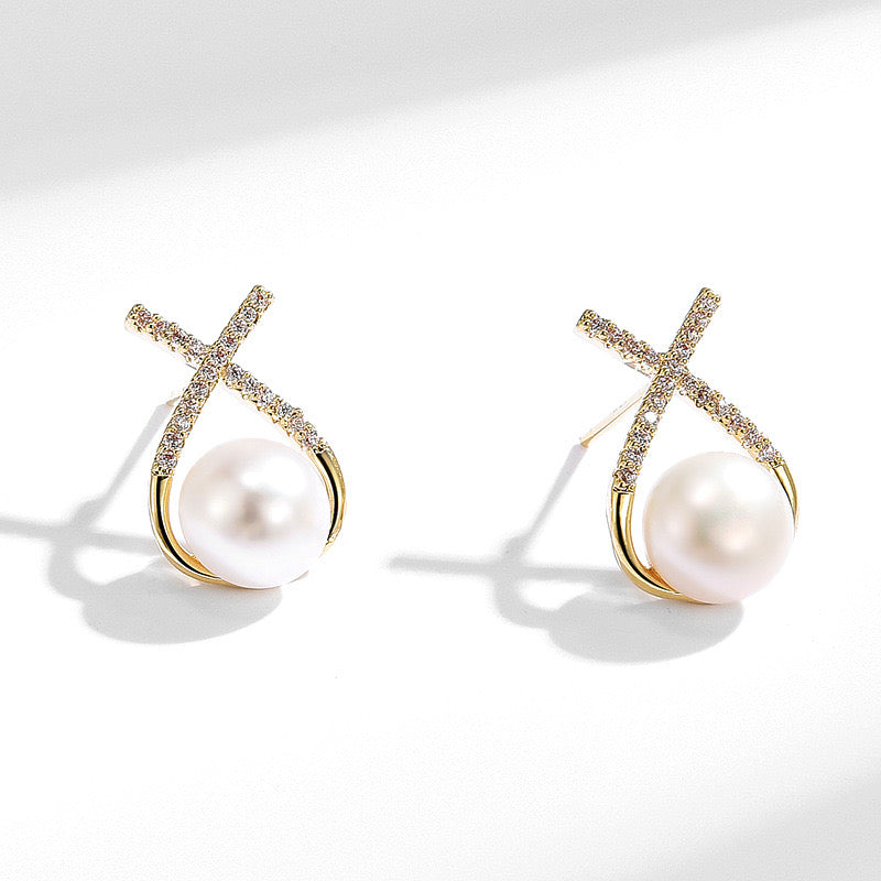 SUPER OFFER: PEARL EARRINGS (PLACED GOLD) AT 70%