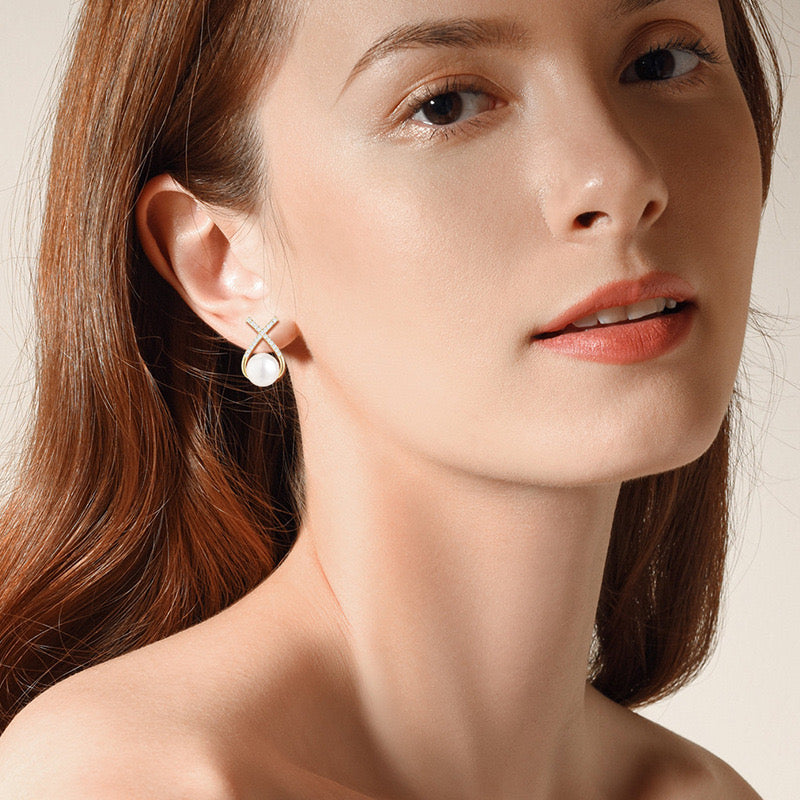 SUPER OFFER: PEARL EARRINGS (PLACED GOLD) AT 70%