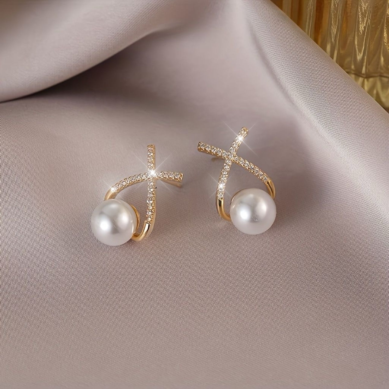 SUPER OFFER: PEARL EARRINGS (PLACED GOLD) AT 70%